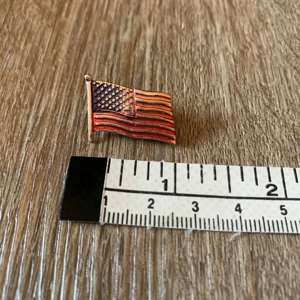Vintage American Flag Lapel Pin USA Waving Stars and Stripes Gold HK Stamped